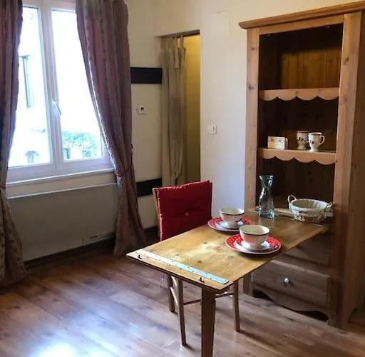 Studio Avalon I